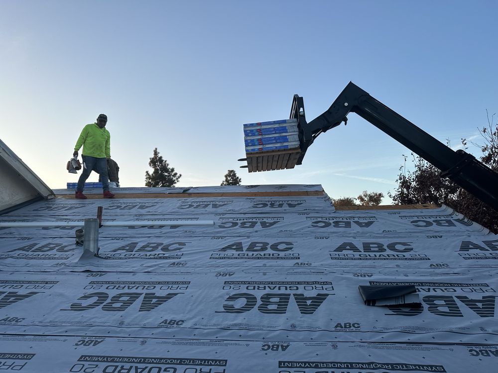 Slide of Claudex Roofing