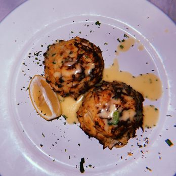 Angie's Seafood - Lump crab cakes - Seafood Near Me - Baltimore, Maryland