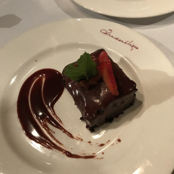 Trader Vic's - Triple Chocolate Cake - Hawaiian Near Me - Emeryville, California Trader Vic's - Triple Chocolate Cake - Hawaiian Near Me - Emeryville, California