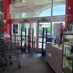 Walgreens - Exit  08-18-2022