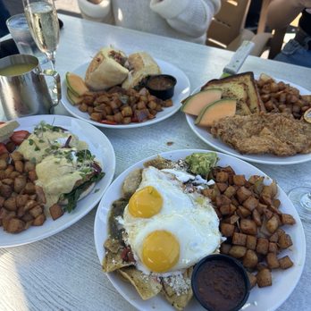 Woody's Wharf - Chiliaquiles, Lump Crab Benedict, Asada Egg Burrito, - Seafood Near Me - Newport Beach, California Woody's Wharf - Chiliaquiles, Lump Crab Benedict, Asada Egg Burrito, - Seafood Near Me - Newport Beach, California