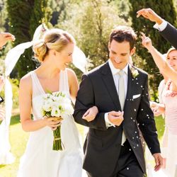 Carriere Menswear - Tuxedos, suits, sportcoats
