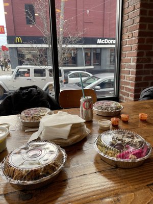 Mamoun's Falafel by null