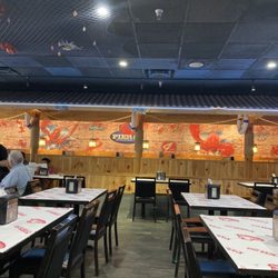 Pier 88 Boiling Seafood & Bar - The Pier