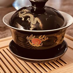 Old Asia Teahouse - Gaiwan tea #teatasting #cocktail #asian #romantic #anniversary #birthday #dinner #lunch #cozy #cute #tea #date #hip #cool #relaxing #detox