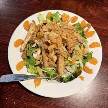 Niko's Pizzeria - Chinese Chicken Salad - Pizza Near Me - San Pedro, California Niko's Pizzeria - Chinese Chicken Salad - Pizza Near Me - San Pedro, California