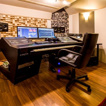 Diamond Precision Studio - Recording & Rehearsal Studios Near Me - Wiener Neustadt, 3
