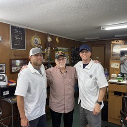 Ronnie's Barber & Style Shop