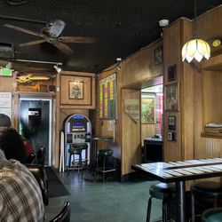 Ryan's Saloon & Broiler - Inside with the locals