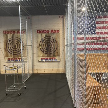Lil' Bitta Bull  BBQ - Axe throwing games on 2nd floor - Barbeque Near Me - Cambridge, Maryland