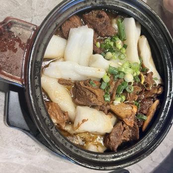 Jade Dynasty - Brisket with rice rolls - Chinese Near Me - Minneapolis, Minnesota Jade Dynasty - Brisket with rice rolls - Chinese Near Me - Minneapolis, Minnesota