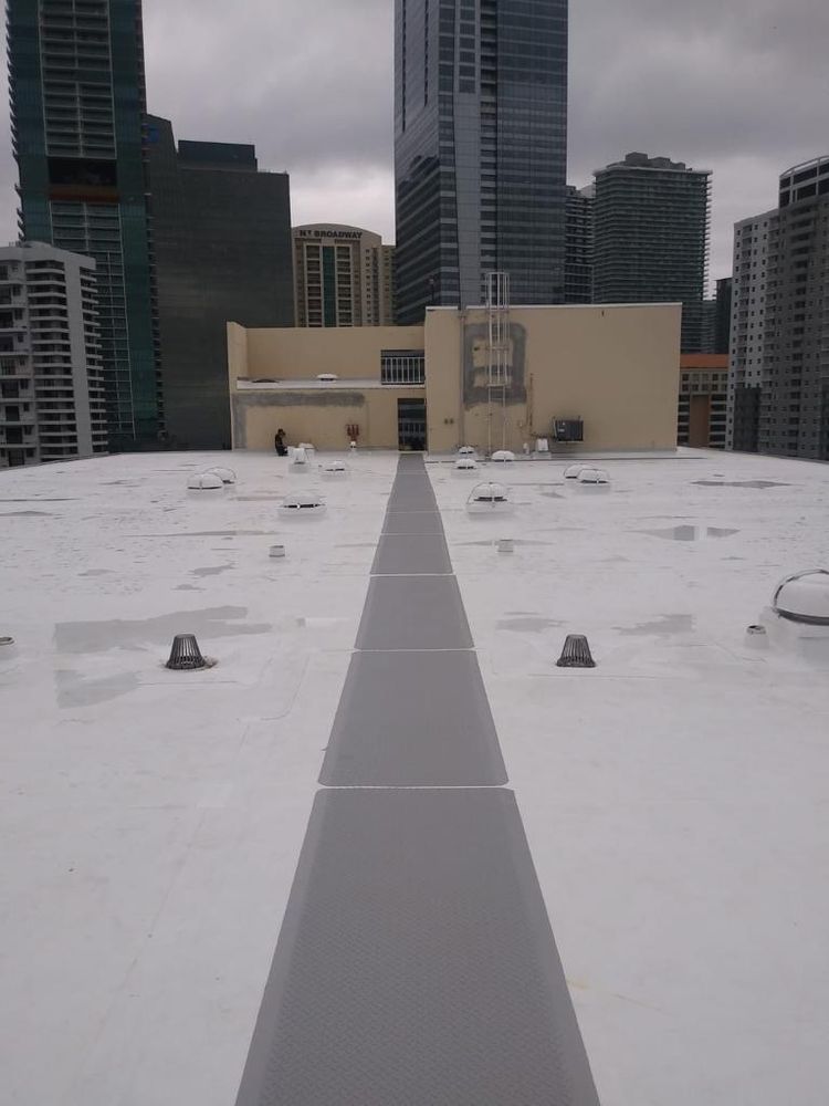 Slide of Roofing H Services