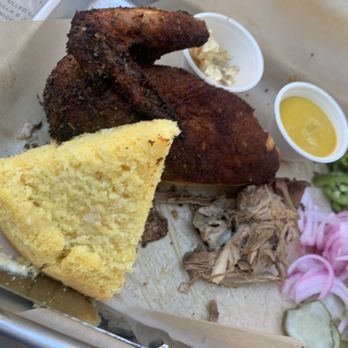 Downtown Barbecue - 2 piece meat meal, chicken and pull pork - Barbeque Near Me - Santa Rosa, California