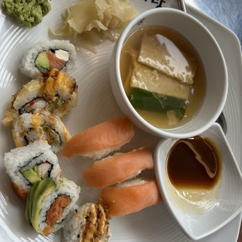 Hyeban - Sushi / nigiri rolls - Korean Near Me - Ellicott City, Maryland