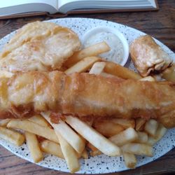 Hooked - Fish & Chips