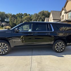 Lead-E Limo