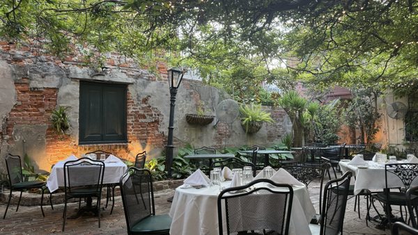 The Court of Two Sisters by null