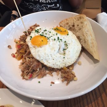 Maplewood Kitchen and Bar - The Chicken Hash. it's amazing and the flavor combinations are almost addicting! - Breakfast & Brunch Near Me - Cincinnati, Ohio Maplewood Kitchen and Bar - The Chicken Hash. it's amazing and the flavor combinations are almost addicting! - Breakfast & Brunch Near Me - Cincinnati, Ohio