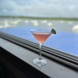 Orleans Waterfront Inn - Cocktails with a view