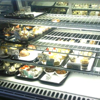 The Baker's Workshop - Economizing is what they are teaching the students.. All of the icings not some..have shortening in them. - Cooking Schools Near Me - Riverhead, New York