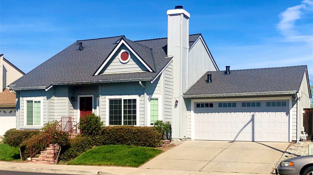 Slide of V Mendoza Roofing