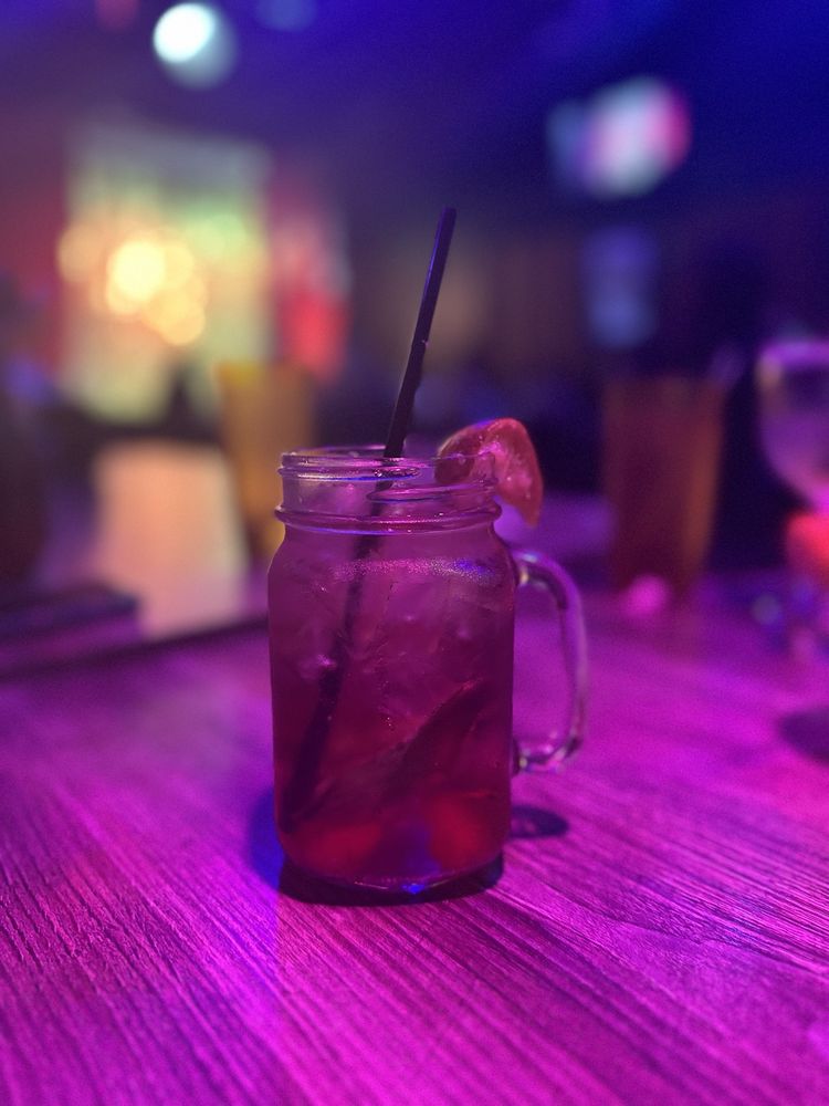 YEE: Calentura - Latin Divas Drag Revue at Hamburger Mary's