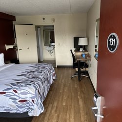 Red Roof Inn Johnson City
