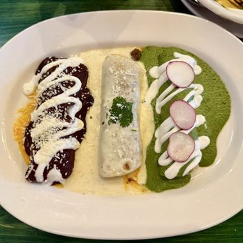 Maria's Mexican Kitchen - Irving - Enchiladas Tres Colores - Mexican Near Me - Irving, Texas Maria's Mexican Kitchen - Irving - Enchiladas Tres Colores - Mexican Near Me - Irving, Texas
