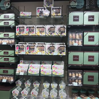 Honolulu Cookie Company - Desserts Near Me - Honolulu, Hawaii
