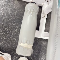 24 Hour Fitness - Leg extensions