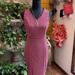 Fashionista92101 - Fashion is just another way of expressing who you are - Find it at Fashionista92101
Downtown, San Diego, CA 92101 Next to Petco Park