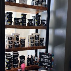Lush Handmade Cosmetics Valencia