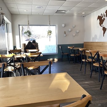 Mi-Sant Banh Mi - Seating - Sandwiches Near Me - Brooklyn Park, Minnesota Mi-Sant Banh Mi - Seating - Sandwiches Near Me - Brooklyn Park, Minnesota