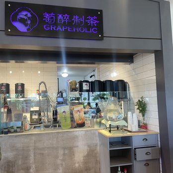 Noodleosophy - Preparing drinks - Noodles Near Me - Millbrae, California