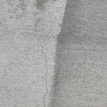 Mevatani - More cracking - Masonry/Concrete Near Me - Honolulu, Hawaii