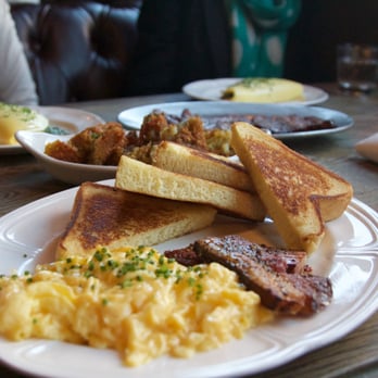 Au Cheval - Bacon, eggs and toast - Bars Near Me - Chicago, Illinois