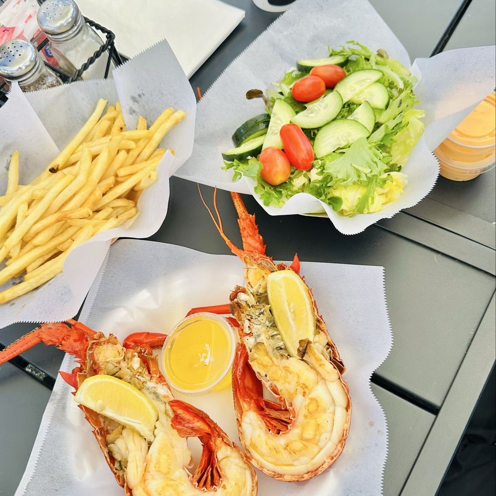 Jon's Fish Market - FULL LOBSTER PLATE WITH 2 REGULAR SIDES - Seafood Markets Near Me - Dana Point, California