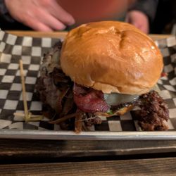 Black Kettle Brewing - Smashburger