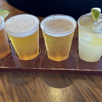 Watering Hole - American Near Me - Escondido, California
