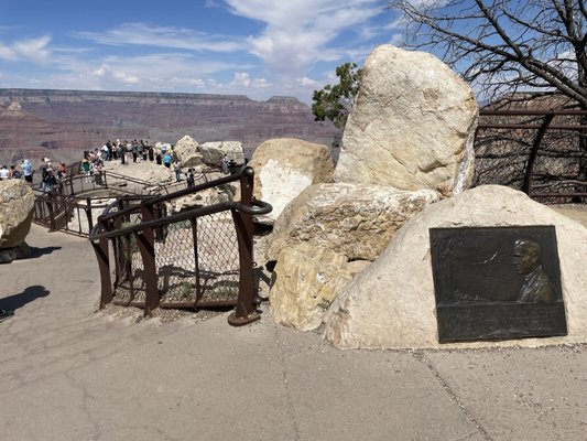 Mather Point by null