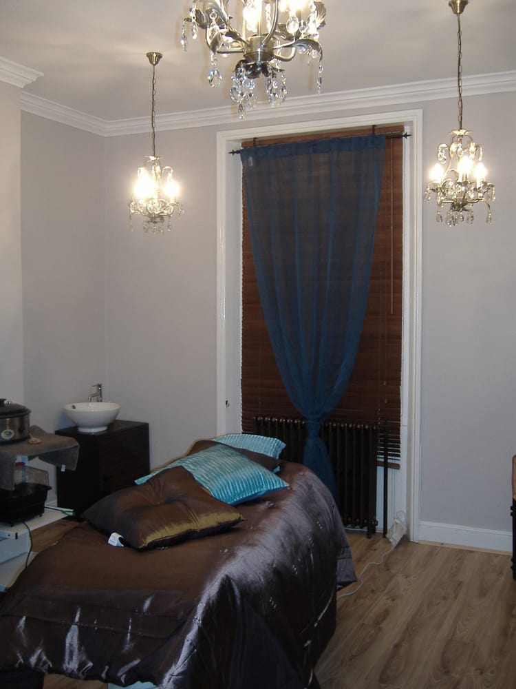 ECLIPSE BEAUTY SALON 105 Halifax Road, Sowerby Bridge, West Yorkshire