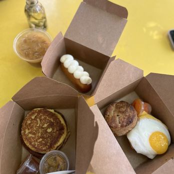 Mercado Sin Nombre - twinkie, biscuit, pancake - Mexican Near Me - Austin, Texas