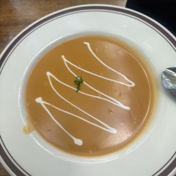 Carlyle - Lobster Bisque - New American Near Me - Arlington, Virginia