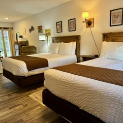 Mountain View Rv Park - Full Suite with two Full size beds. (Only one of this type available)