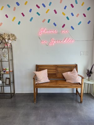 LoveLee Bakeshop by null