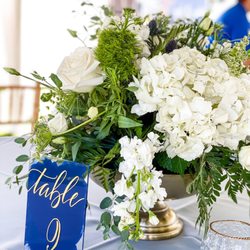 Laura's Florist