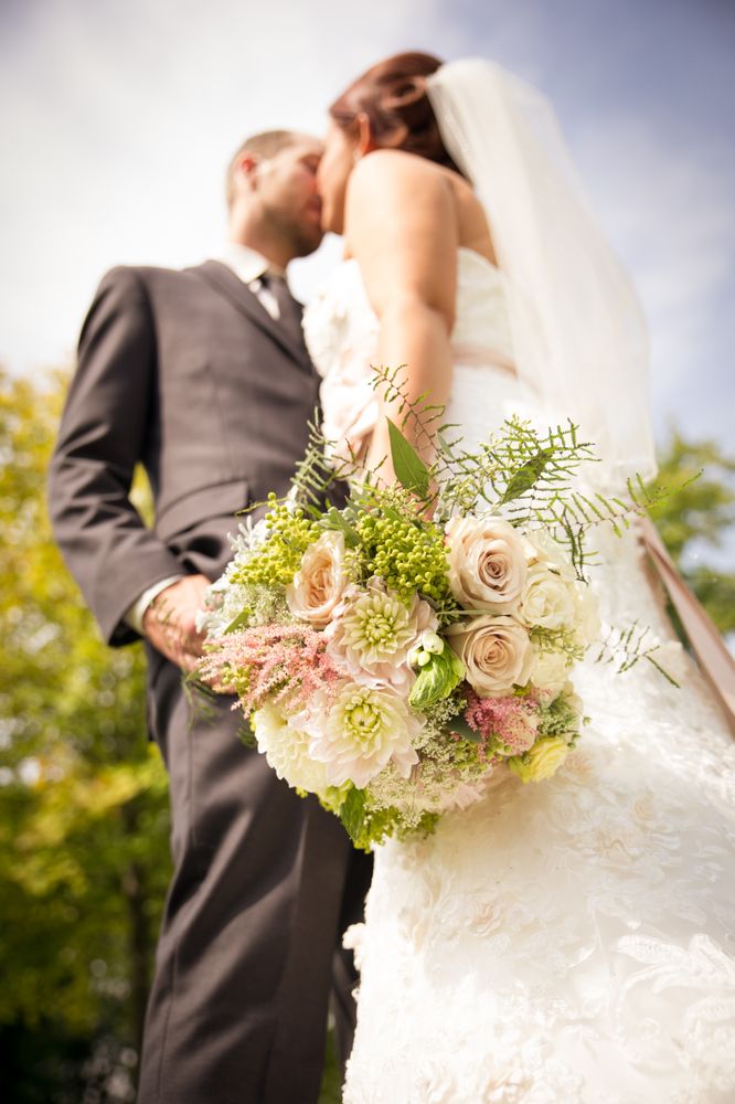 BELMONT FLOWER MARKET Updated August 2024 722 Belmont Avenue W