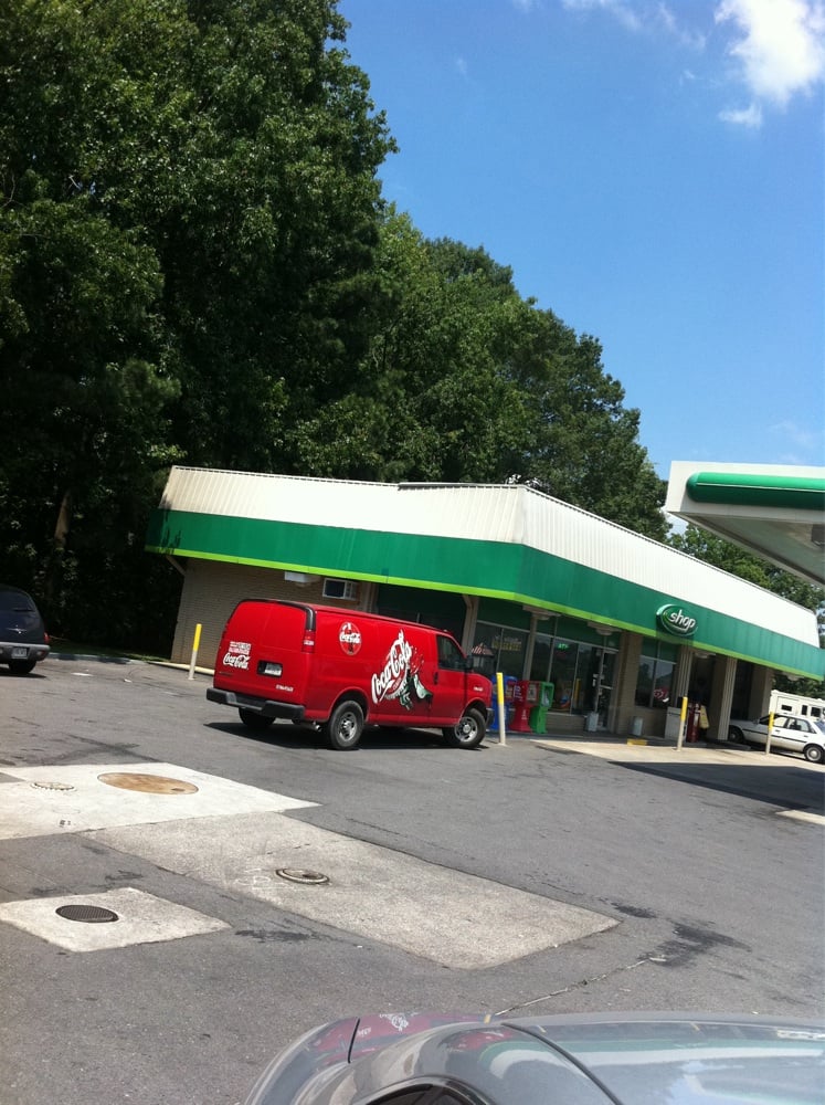 BP Updated May 2024 1530 Walnut Ave, Dalton, Gas Stations