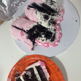 Conti's Pastry Shoppe - Oreo Cake square - Bakeries Near Me - Bronx, New York Conti's Pastry Shoppe - Oreo Cake square - Bakeries Near Me - Bronx, New York