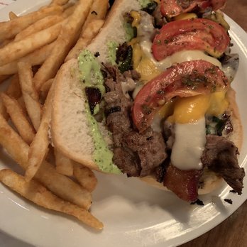 The Craft House - Phili cheesesteak - Gastropubs Near Me - Clovis, California